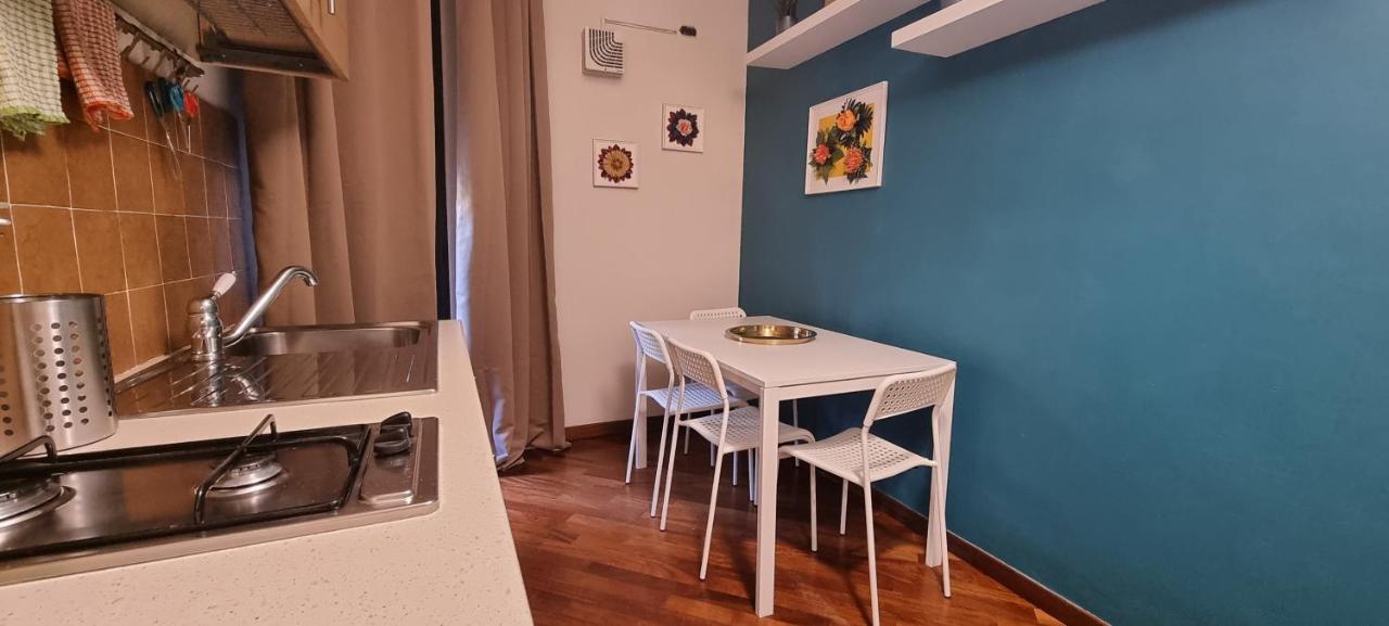 Via Battisti 109 Apartment Caserta Bagian luar foto