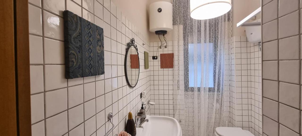 Via Battisti 109 Apartment Caserta Bagian luar foto
