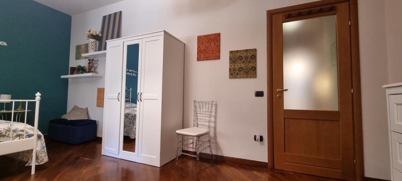 Via Battisti 109 Apartment Caserta Bagian luar foto