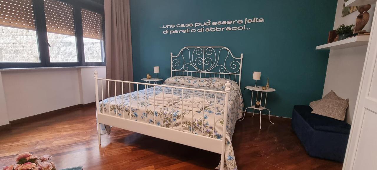 Via Battisti 109 Apartment Caserta Bagian luar foto